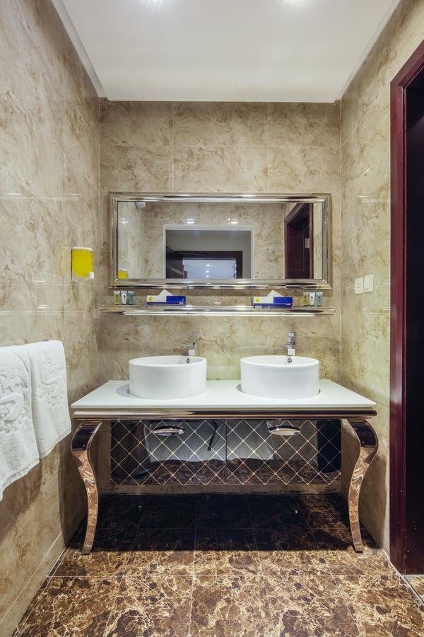 Burj Alhayah Hotel Suites Alfalah Riadh Exterior foto